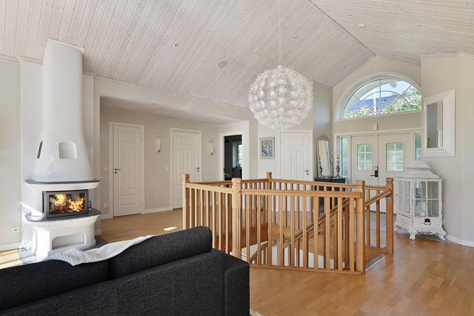 8 rum villa på Stenbockens väg 11 Skälby, Järfälla kommun - bild 5