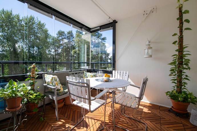 3 rum lägenhet på Norra skjutbanegatan 27A Haga, Västerås kommun - bild 3