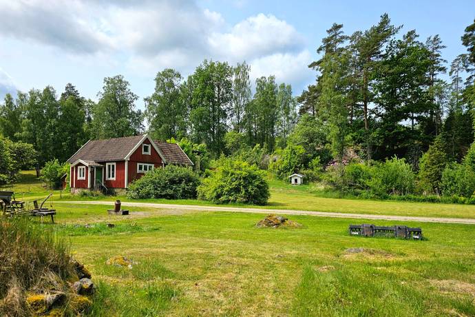 2 rum Gård med jordbruk på Skärvgölsvägen 33 och 37 Ronneby kommun - bild 2