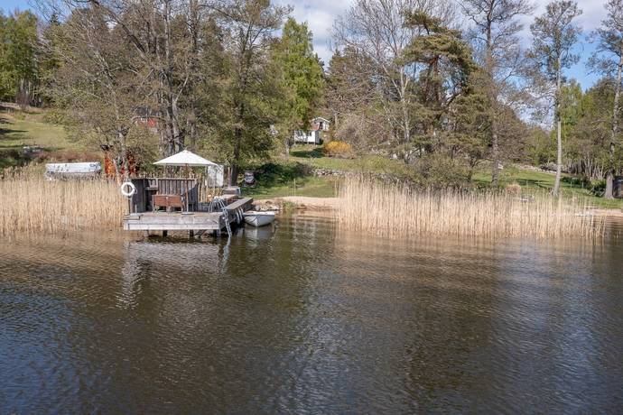 1 rum Fritidshus på Göholmen 14 Färentuna, Färingsö Ekerö kommun - bild 4