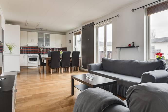 4 rum lägenhet på Ernst Jakobssons gata 6F Husie, Malmö kommun - bild 1