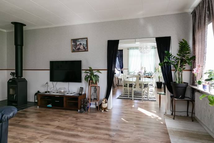 13 rum Villa på Axbergshammar 322 Örebro kommun - bild 17