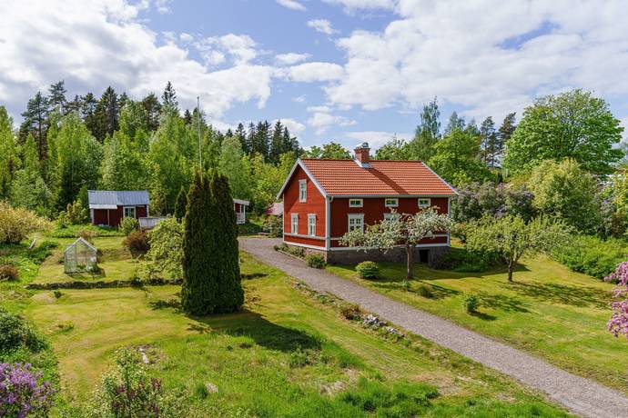 4 rum villa på Södra Åbyggebyvägen 65 Södra Åbyggeby, Gävle kommun - bild 1
