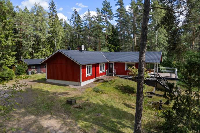 5 rum fritidshus på Hällsätravägen 17 Edsbro, Norrtälje kommun - bild 2
