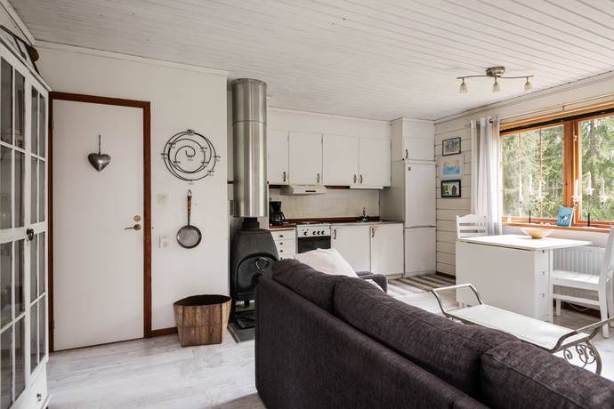 3 rum Vinterbonat fritidshus på Långsjö station 4 Säters kommun - bild 5