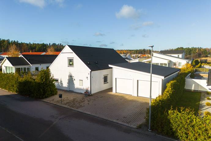 Referensvägen 3, Skälby, Västerås kommun