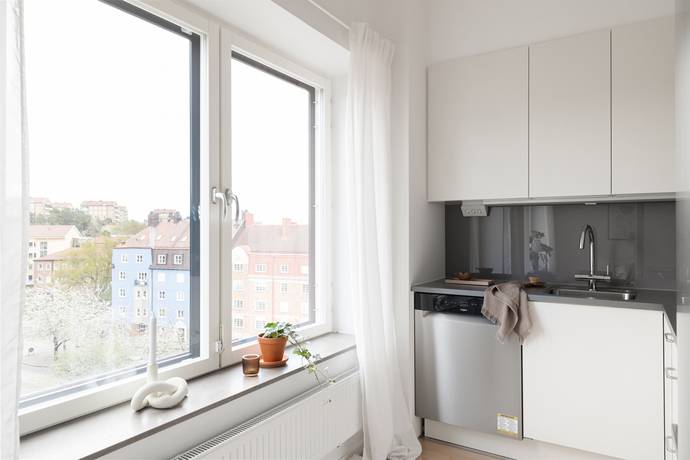 1 rum Lägenhet på Lövgatan 55, 7/7 tr! Råsunda Solna kommun - bild 9