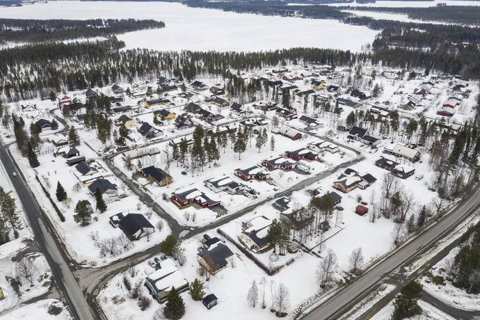 Med vgbeskrivning, satellitbilder, gatubild, drnarbild, tomtgrnser och friluftskarta. Stennsvgen Mal karta - patient-survey.net