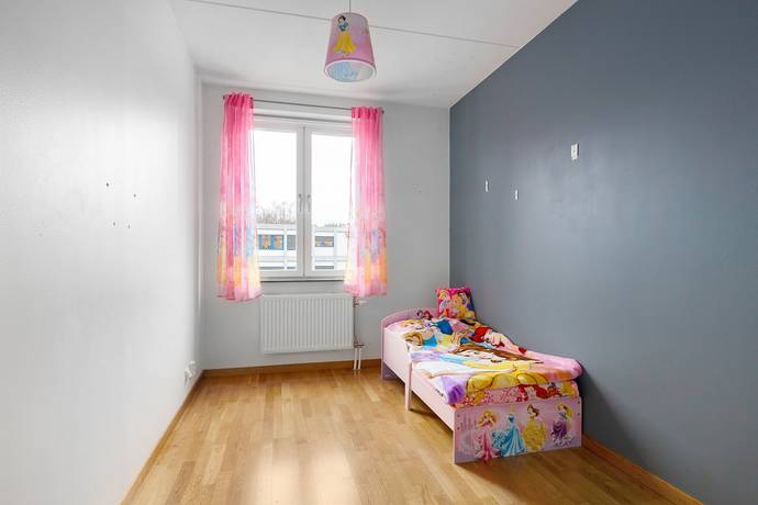 3 rum Lägenhet på Centralvägen 15 Centrala Väsby Upplands Väsby kommun - bild 25