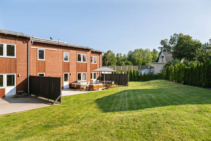 Måbärsstigen 2, Lahäll/Roslags-Näsby, Täby kommun