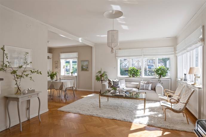 8 rum villa på Riddarvägen 5A Hersby, Lidingö kommun - bild 4