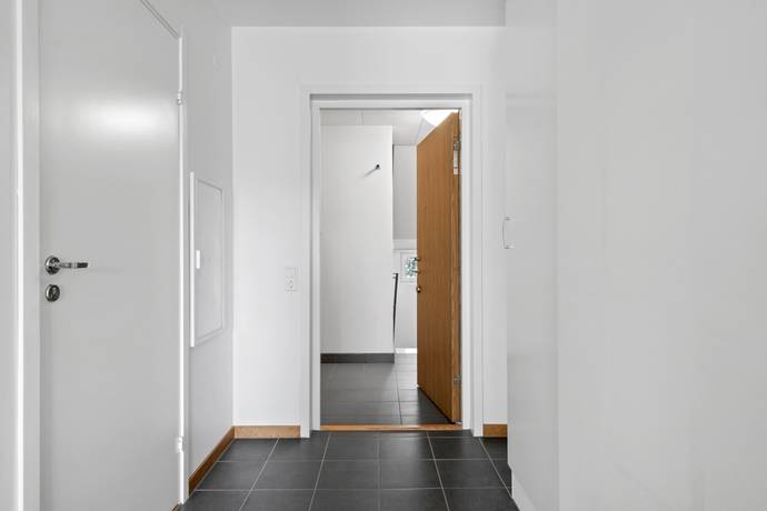 1 rum lägenhet på Eriksgränd 9 Jakobsberg, Järfälla kommun - bild 2