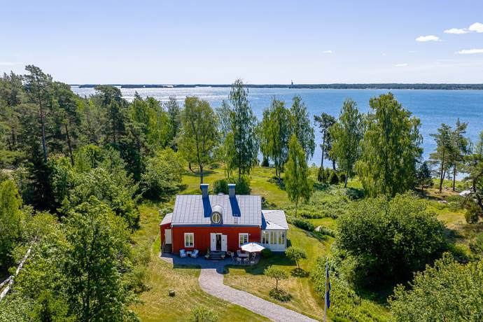 5 rum vinterbonat fritidshus på Kvarsebo Sjöholm Kvarsebo, Norrköpings kommun - bild 1