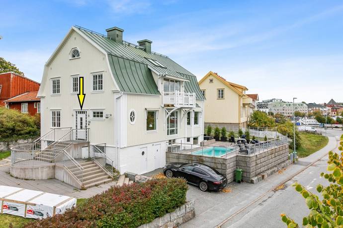 6 rum lägenhet på Norra Uddegatan 1 Centralt, Strömstads kommun - bild 1