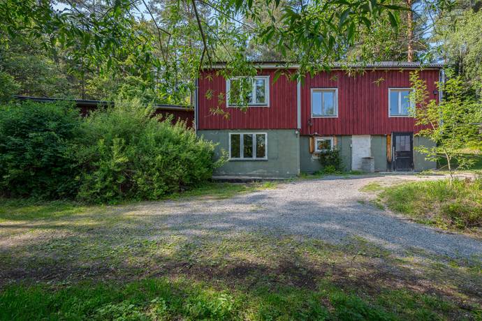 7 rum villa på Bergshyddan 2 Vallentuna, Vallentuna kommun - bild 1