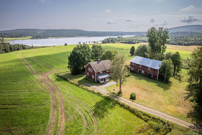 gård/skog på Butsjöböle 207 Överhörnäs, Örnsköldsviks kommun - bild 1