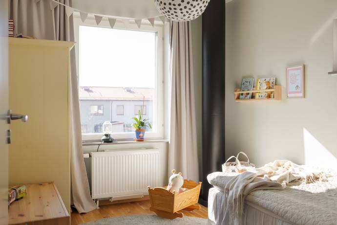 5 rum Radhus på Krokebäcksvägen 43 Kareby Kungälvs kommun - bild 30