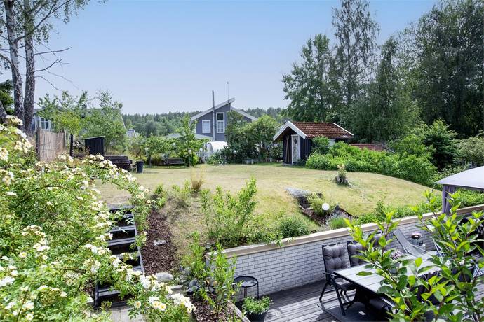 5 rum villa på Smedvägen 32 Tullinge, Botkyrka kommun - bild 2