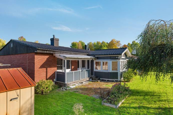 Vallmovägen 3, Hillared, Svenljunga kommun