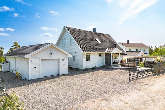 7 rum villa på Stora Havstoviken 258 Alnö, Sundsvalls kommun - bild 2