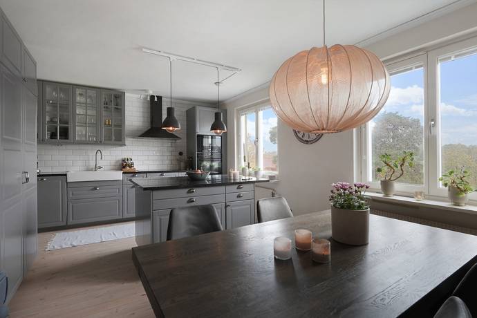 Kubbegatan 21, Sköndal, Stockholms kommun