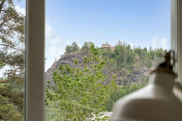 11 rum villa på Tahevägen 17 Taberg, Jönköpings kommun - bild 2