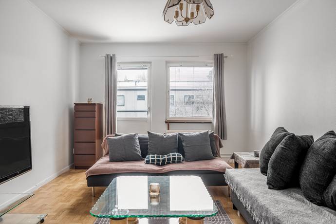 3 rum lägenhet på Huggarvägen 26 Västerhaninge, Haninge kommun - bild 2