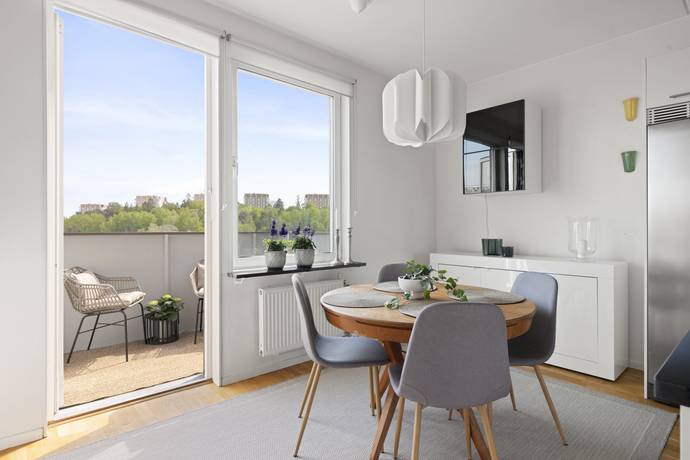 4 rum lägenhet på Gyllene Hästens Torg 9 Ulriksdal, Solna kommun - bild 5