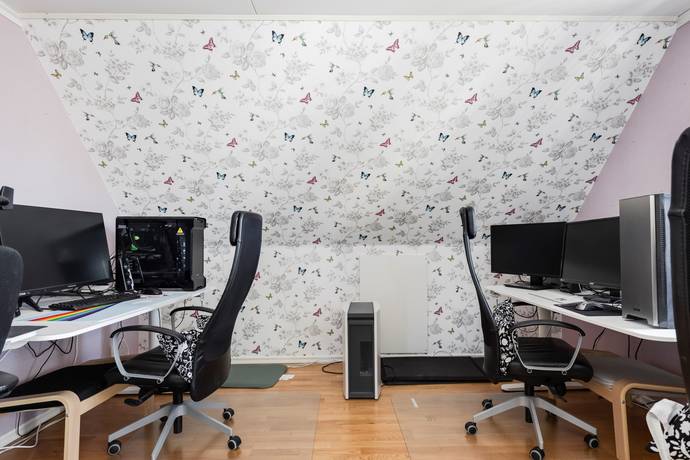 7 rum Villa på Hidingsta 822 Örebro kommun - bild 35