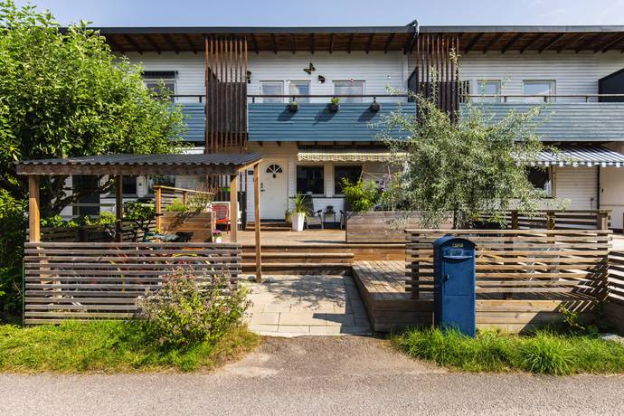 5 rum radhus på Knalleborgsvägen 5D Ekerö, Ekerö kommun - bild 1