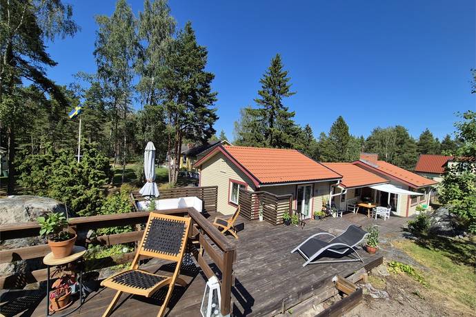 5 rum villa på Österleden 23 Ingarö Björkvik, Värmdö kommun - bild 1