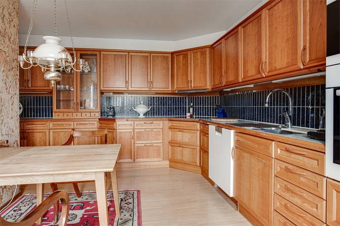 6 rum Villa på Åsgatan 13 Grythyttan Hällefors kommun - bild 14