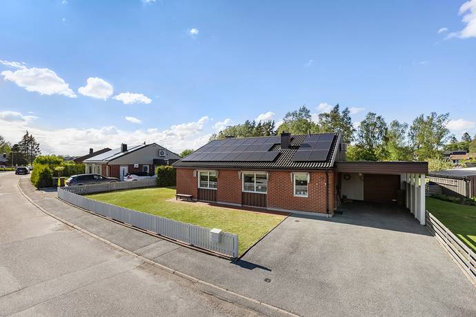 4 rum villa på Graningevägen 32 Lillån, Örebro kommun - bild 1