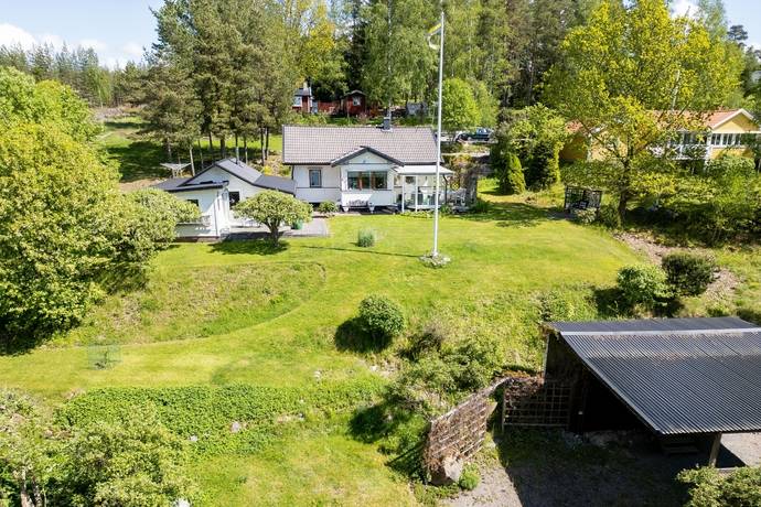 villa på Murarvägen 17A Bålsta, Håbo kommun - bild 3
