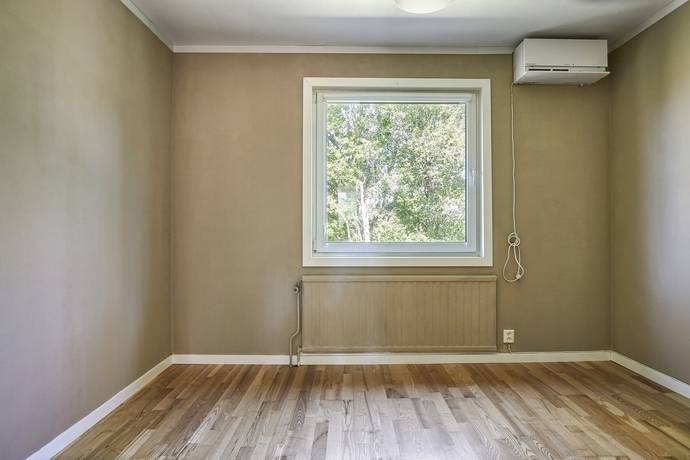 8 rum Villa på Sparregatan 1 Limmared Tranemo kommun - bild 18