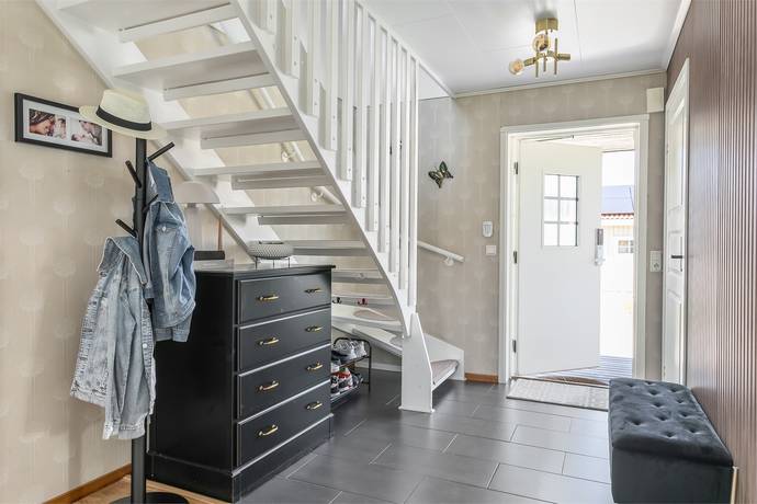 8 rum Villa på Gallringsvägen 18 Bro - Rosenängarna Upplands-Bro kommun - bild 20