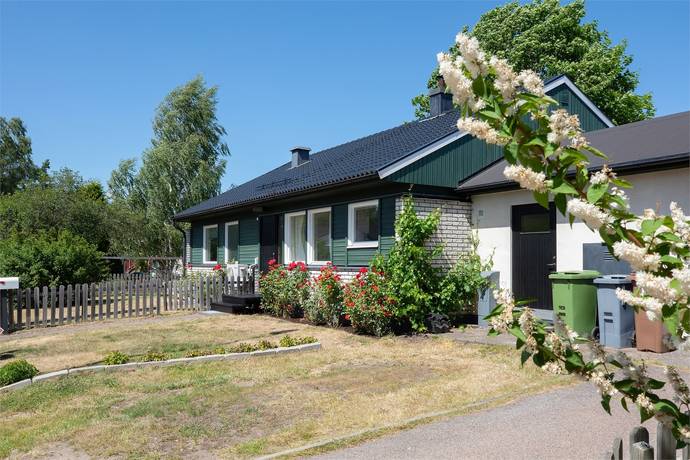 4 rum villa på Ringvägen 3 Blomstermåla, Mönsterås kommun - bild 2