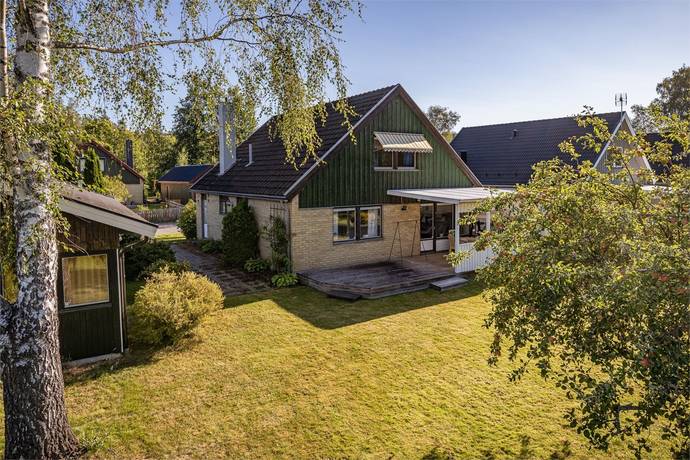 5 rum villa på Spinnarevägen 14 Graninge, Arvika kommun - bild 1
