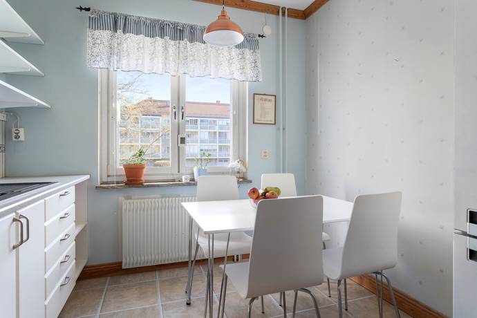 2 rum lägenhet på Heljestrandsgatan 3B Norr, Eskilstuna kommun - bild 4