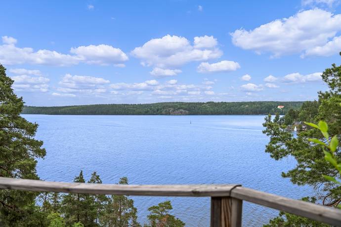 4 rum villa på Pilfinksvägen 11 Vattubrinken, Södertälje kommun - bild 3