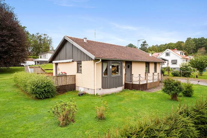 Villavägen 1, Mjöbäck, Svenljunga kommun