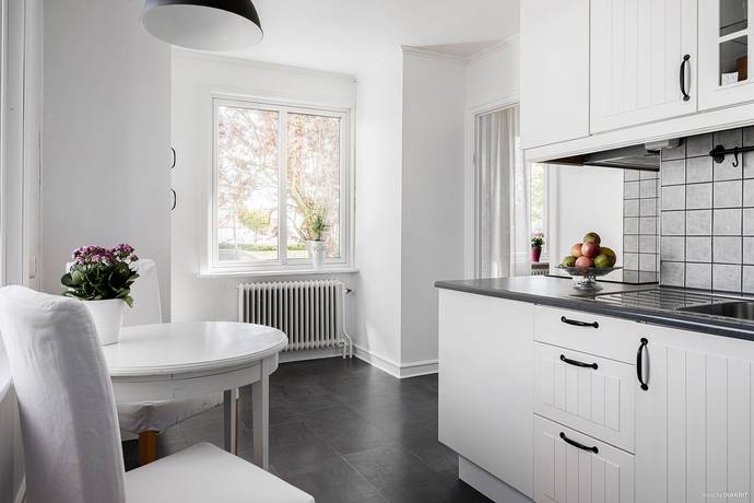 4 rum Villa på Skogabygatan 34 Centralt Öster Halmstads kommun - bild 8