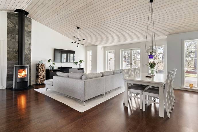 6 rum villa på Lötbacken 10 Åkers Styckebruk, Strängnäs kommun - bild 4