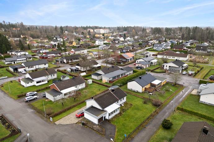 4 rum Villa på Medelpadsgatan 5 Karlshagen Degerfors kommun - bild 32