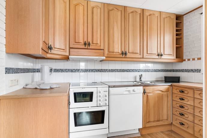 9 rum Villa på Glottervägen 17B-C Åby Norrköpings kommun - bild 14