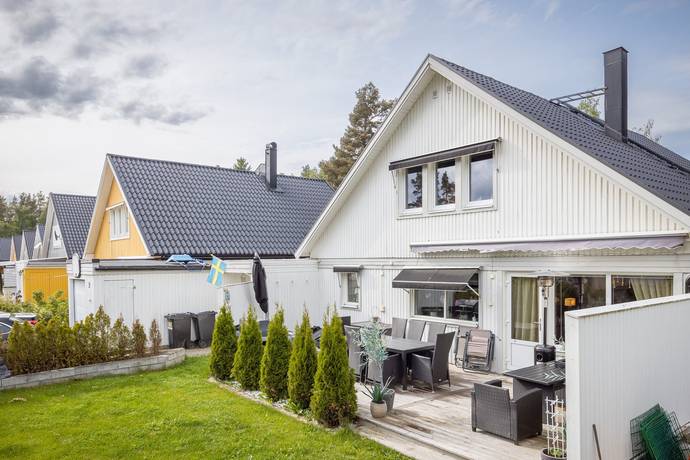 8 rum villa på Nävergatan 19 Bomhus, Gävle kommun - bild 1
