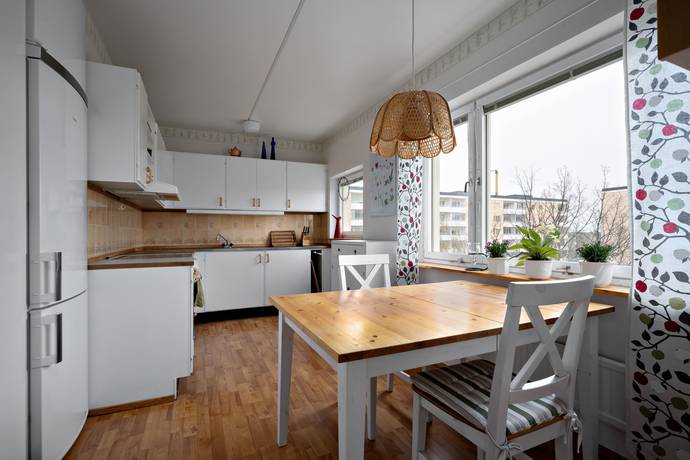 2 rum lägenhet på Lejonets gata 380 Brandbergen, Haninge kommun - bild 5