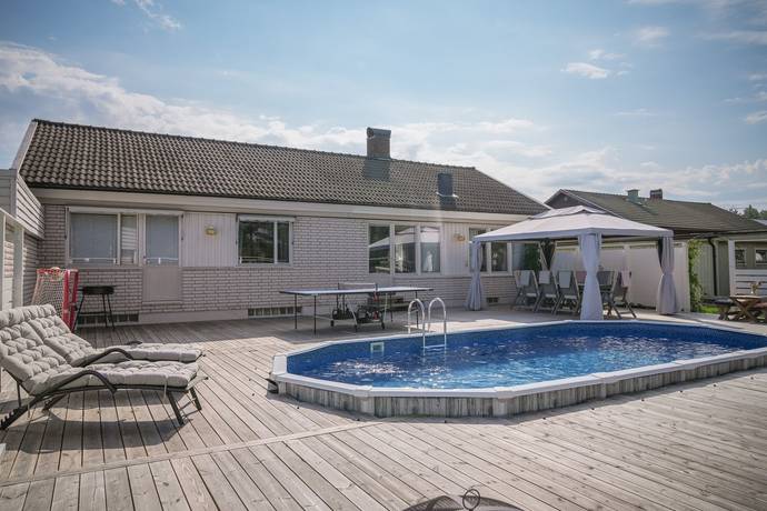 4 rum villa på Aspgatan 4 Älvboda, Skutskär, Älvkarleby kommun - bild 1