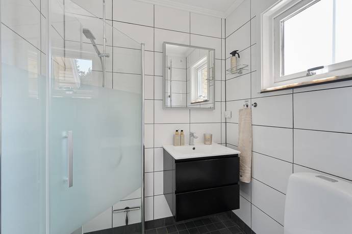 7 rum Villa på Fågelvägen 34 Barkarby Järfälla kommun - bild 25