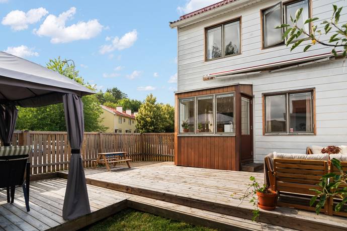 4 rum par-/kedje-/radhus på Bolindervägen 6 Kallhäll, Järfälla kommun - bild 2